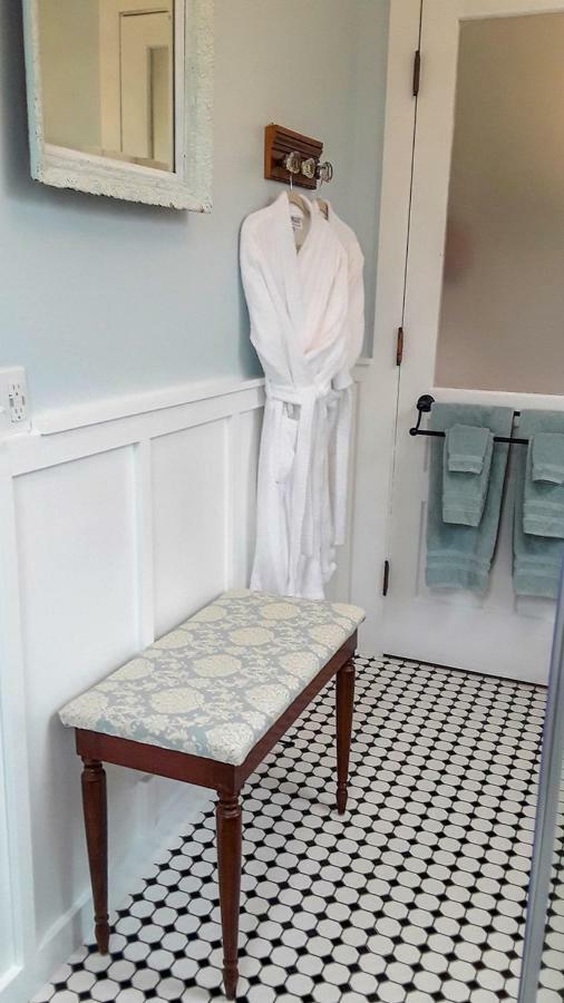 The Lamplighter Bed & Breakfast Of Ludington Luaran gambar