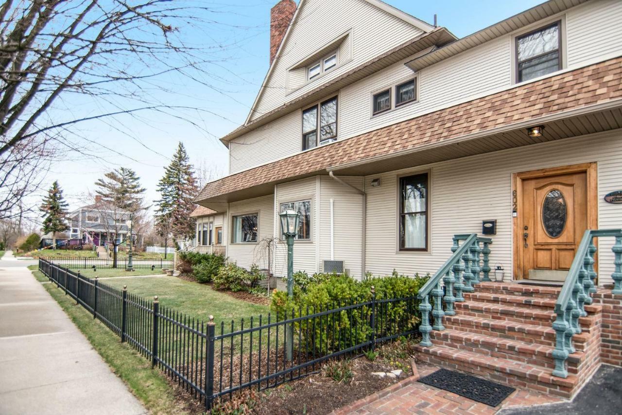 The Lamplighter Bed & Breakfast Of Ludington Luaran gambar