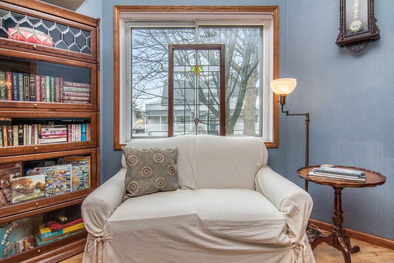 The Lamplighter Bed & Breakfast Of Ludington Luaran gambar