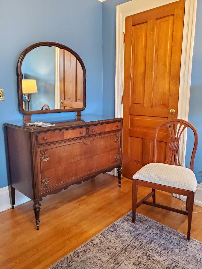 The Lamplighter Bed & Breakfast Of Ludington Luaran gambar